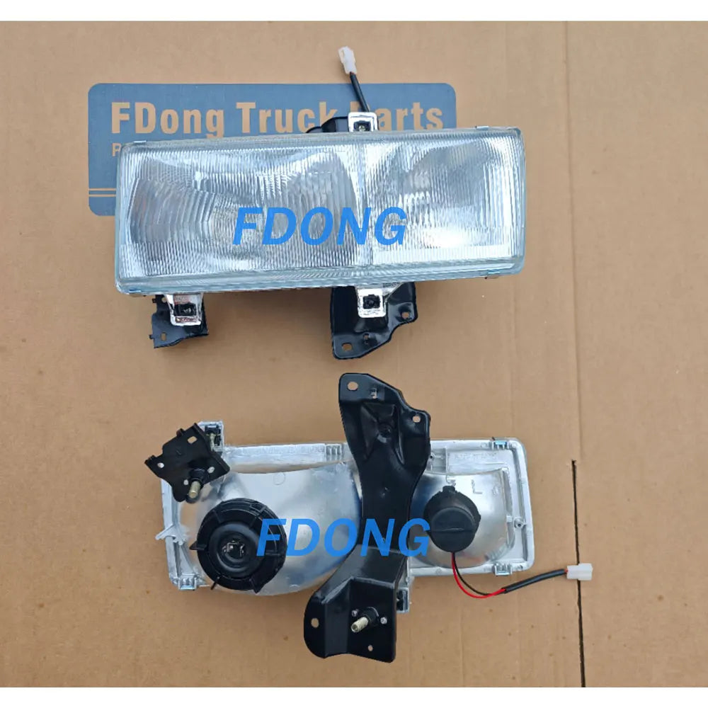 Headlamp RHD LH for NISSAN for UD PKB CWM 454 Truck Spare Body Parts