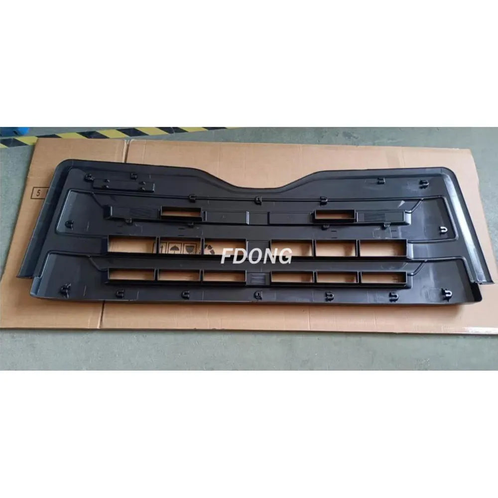 Grille 160*54CM for UD  NEW QUON  Truck Spare Body Parts
