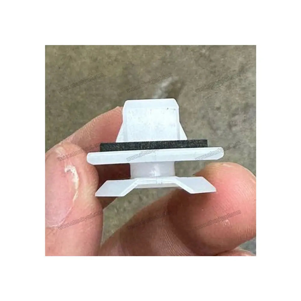 Clips for Japanese Truck Spare Parts
