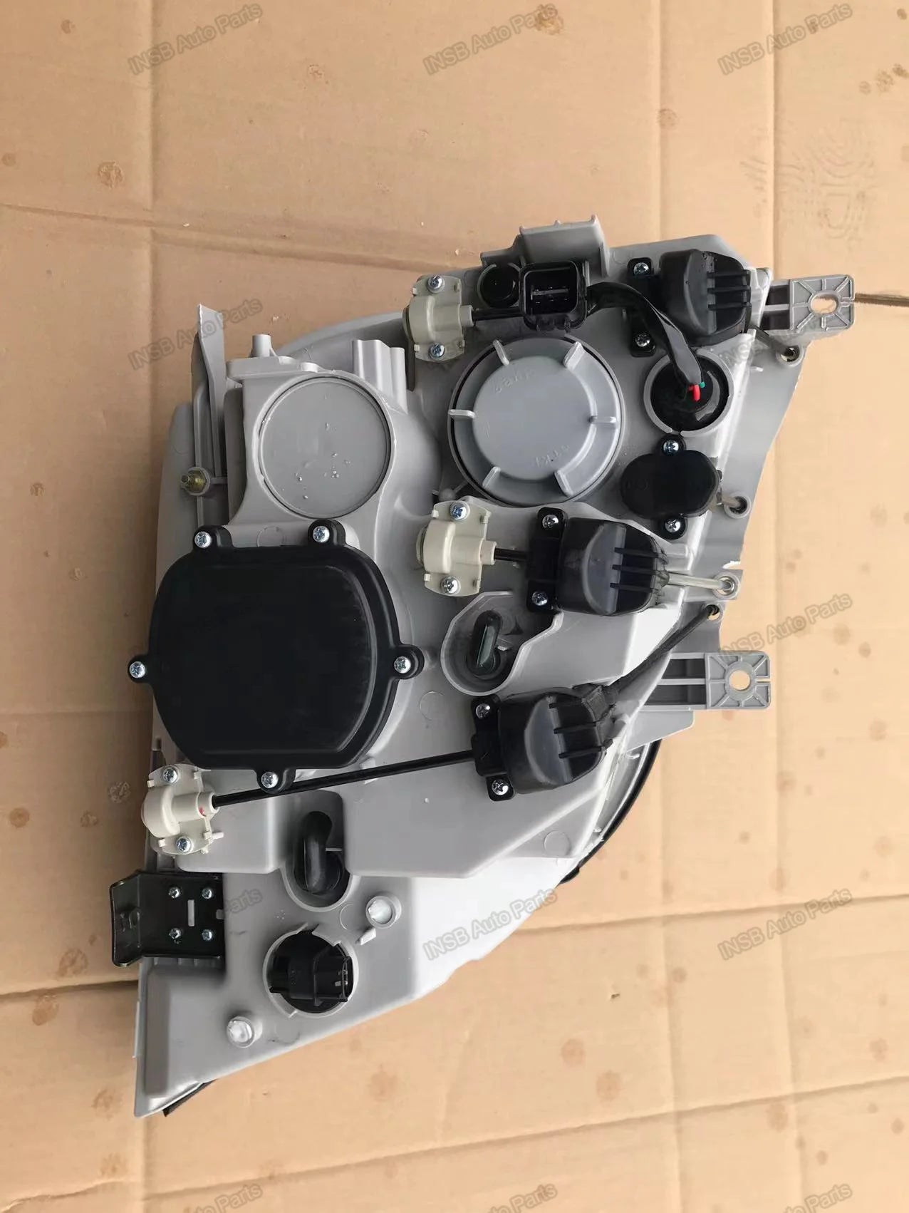 Korean Bus HeadLamp for Hyun Dai County Bus Wholesale Bus Parts INSB13-001