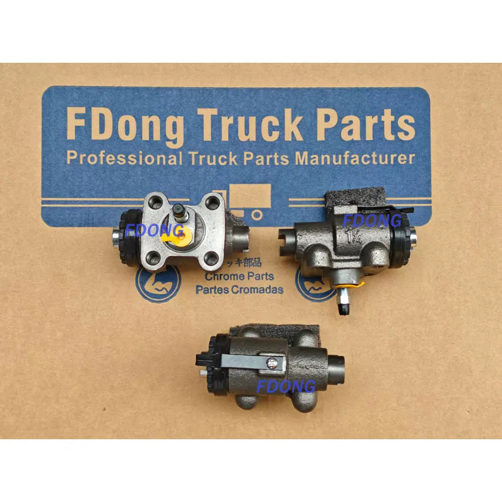 MC869359 Front Brake Cylinder Round Head for Nissan UD PD6 PE6 Truck Spare Parts