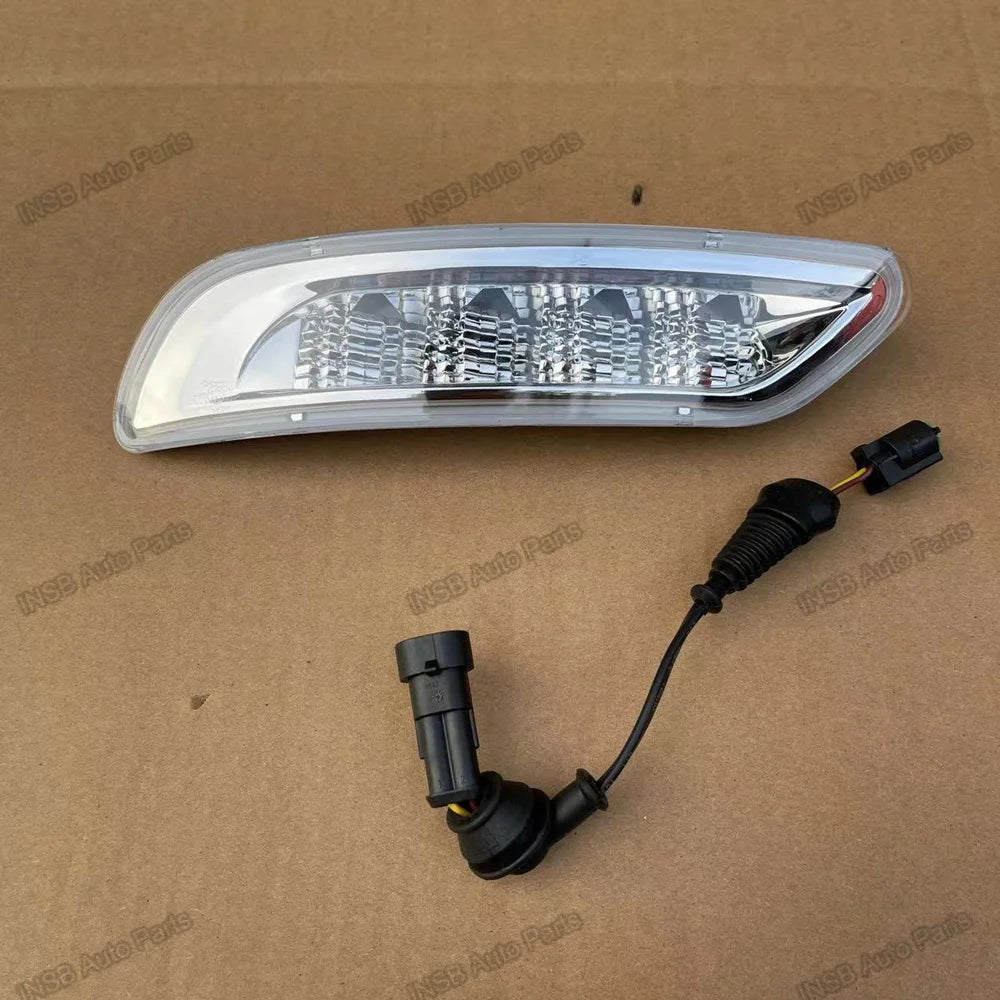 5801546522 5801546548 SUNVISOR LAMP for Iveco Stralis Truck Part European Truck Parts