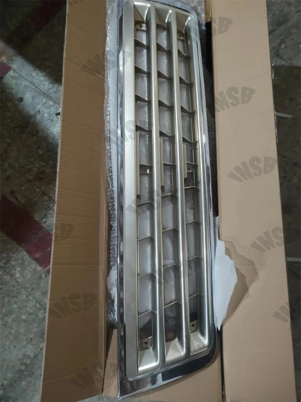 Coaster Bus Spare Parts Front Grille for Coaster Bus Minibus Parts