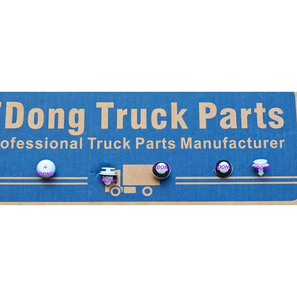 Clip for Nlssan UD6 Truck Spare Parts