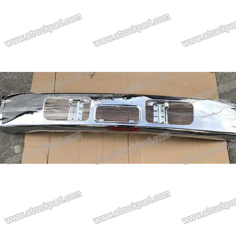 Chrome Front Upper Bumper for NISSAN CWA451 for UD CDA451 CMA451 Truck Spare Body Parts