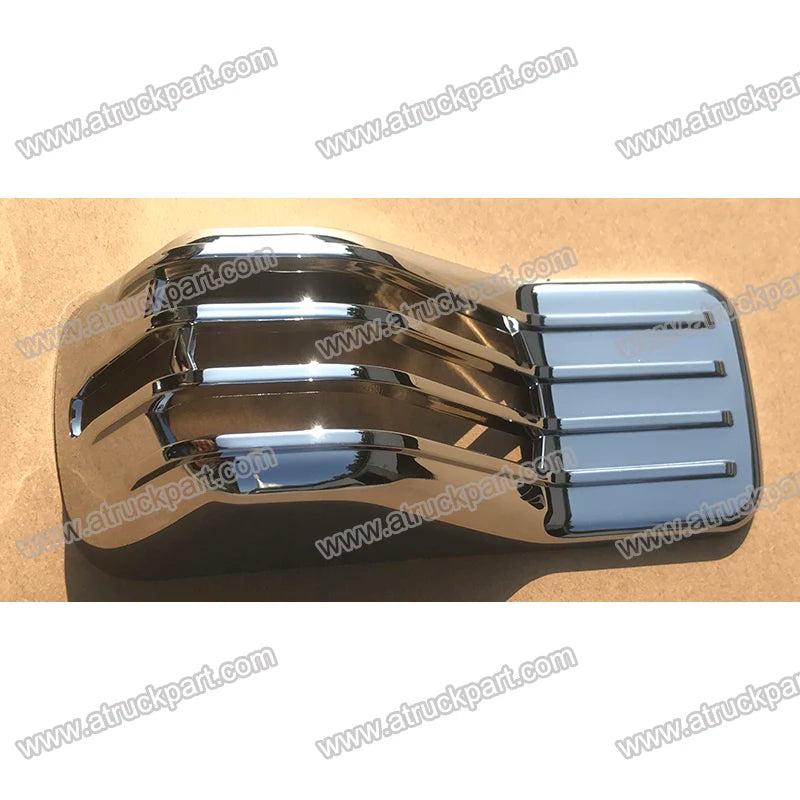 Chrome Door Cover RH for NISSAN CWA451 for UD CDA451 CMA451 Truck Spare Body Parts
