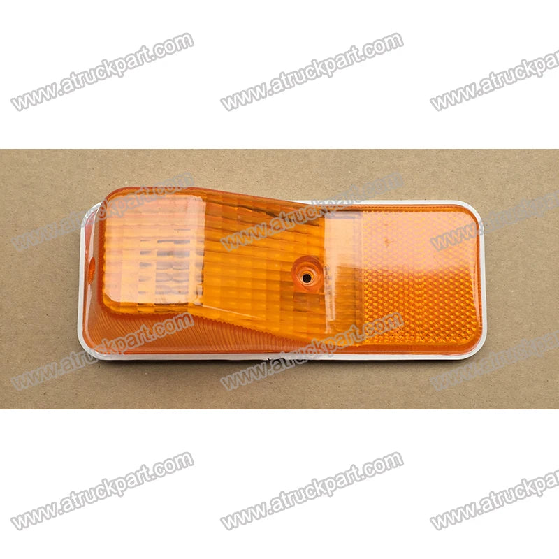 Side Lamp LH RH for NISSAN for UD  PKB CWM 454 Truck Spare Body Parts