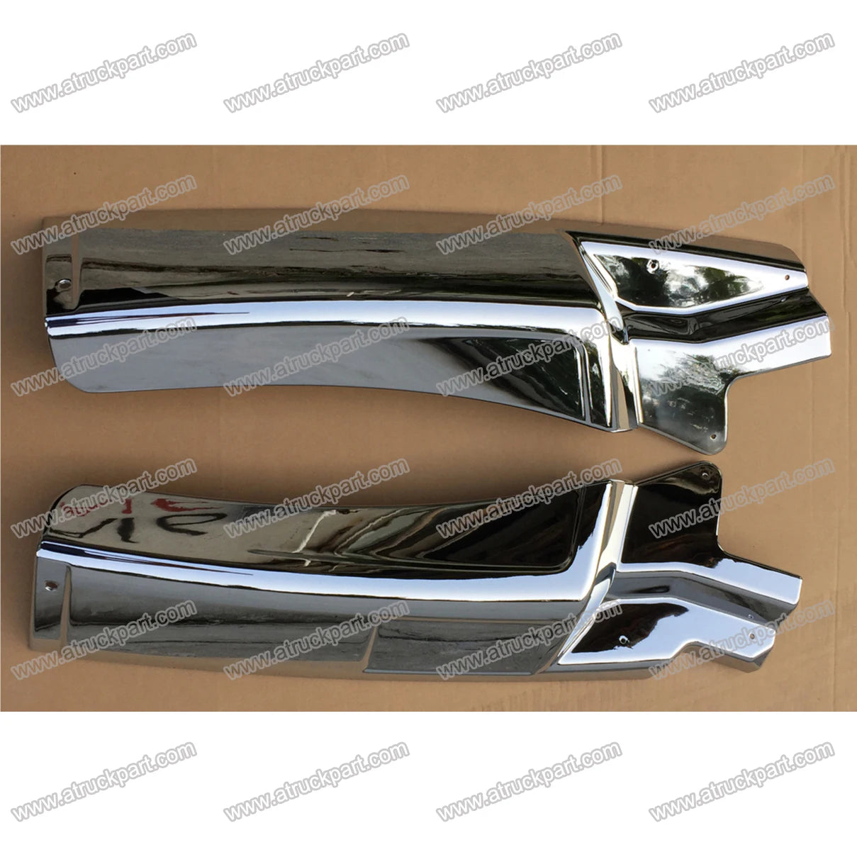 Chrome Fender Garnish LH for Nissan QUON for UD QUON