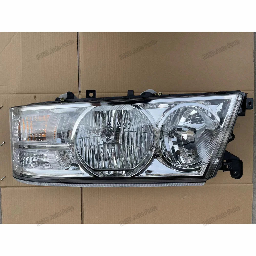 HeadLamp for Toyota Coaster Bus Spare Parts INSB10-050