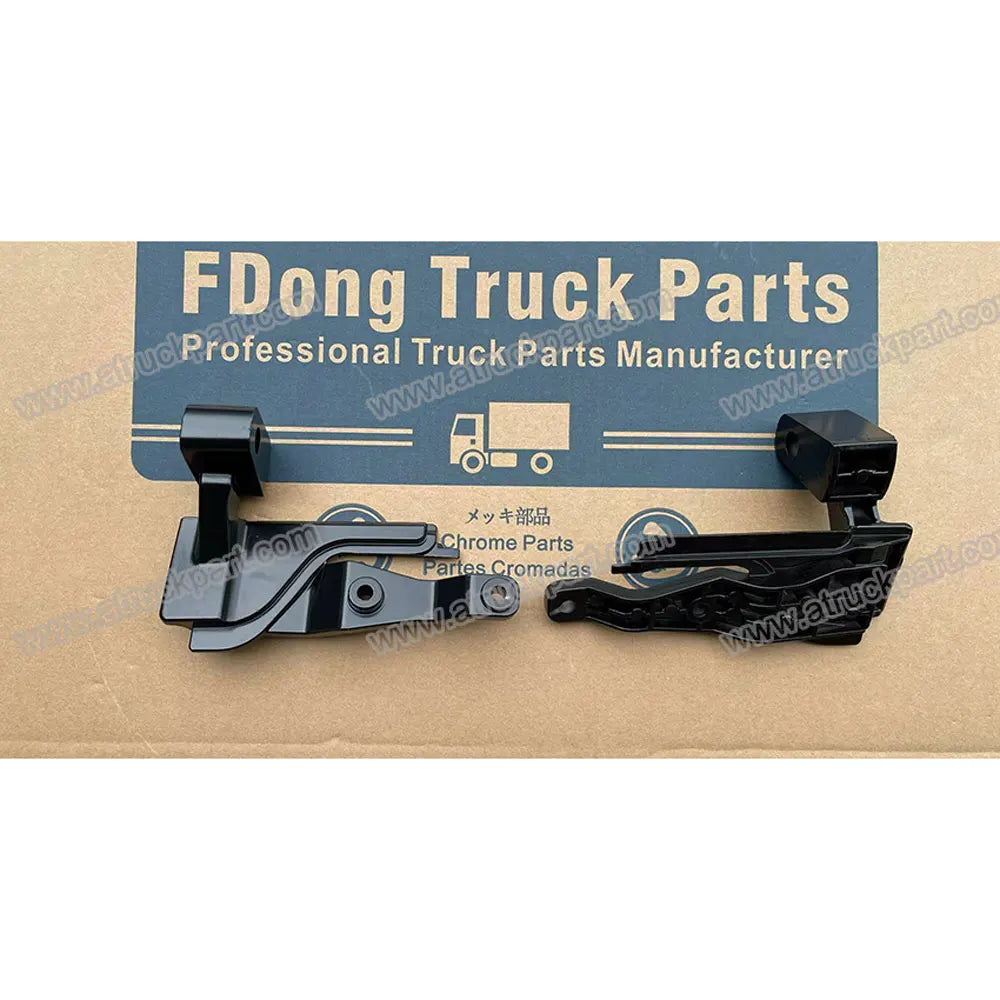 96711-00Z00 96713-15Z00 9671100Z00 9671315Z00 Panel Bracket RH for NISSAN CWA451 for UD CDA451 CMA451 Truck Spare Body Parts