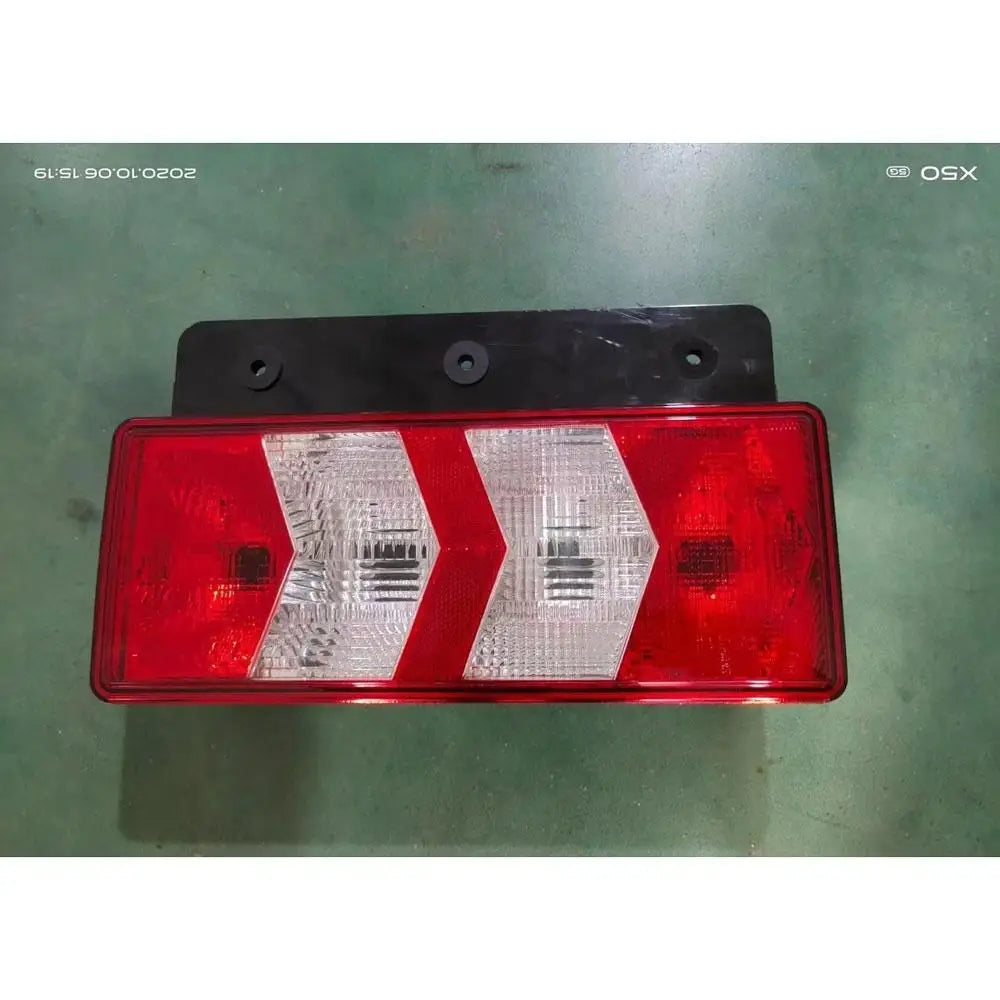 Tail Lamp Crystal 12V RH for JAC N721 TRUCK Spare Parts