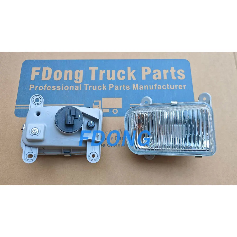 Fog Lamp RH for NISSAN for UD PKB CWM 454 Truck Spare Body Parts