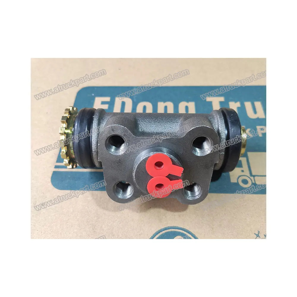 Rear Brake Cylinder Mc889606 for Japanese Truck Spare Parts