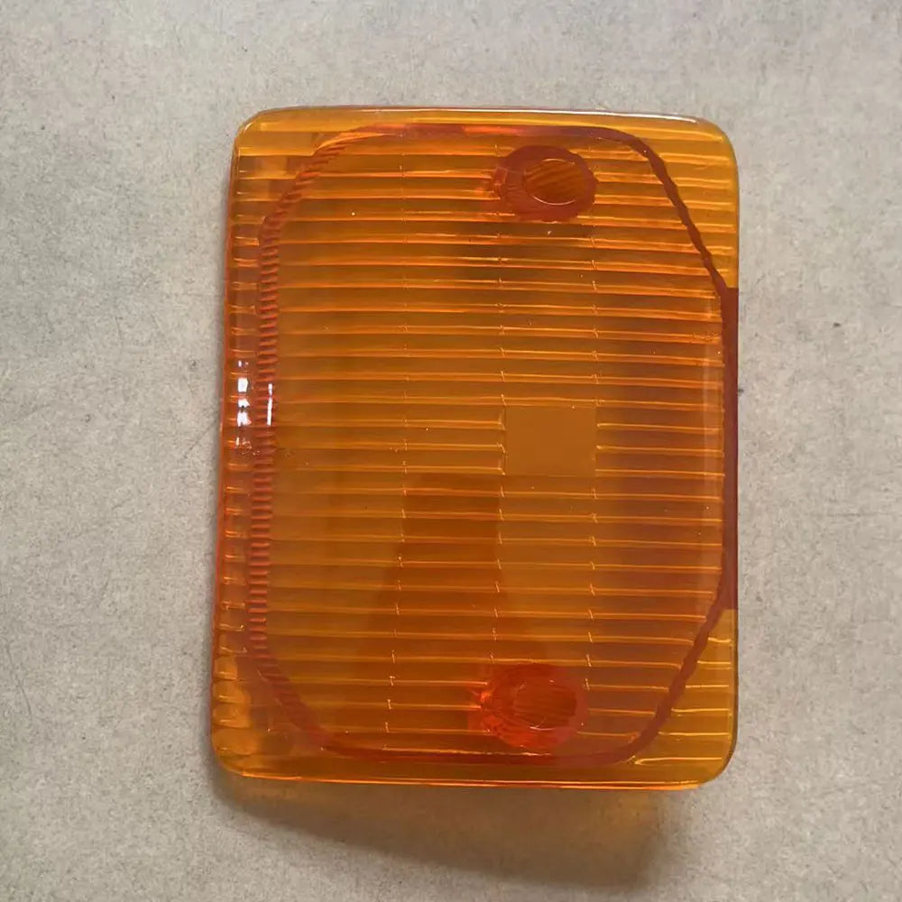 Celling Lamp Yellow for NISSAN for UD CW430 CP87 CP80 Truck Spare Body Parts