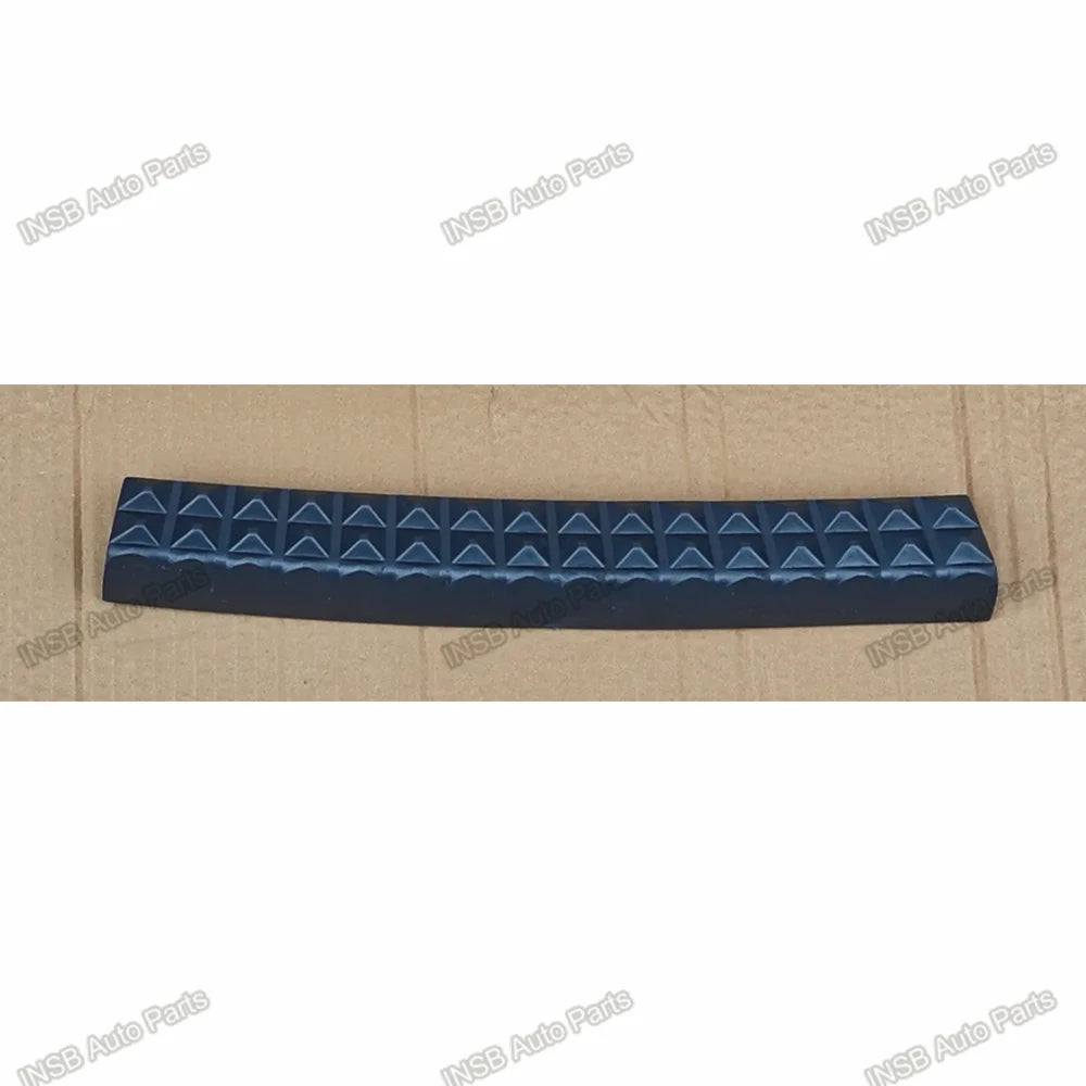 FOOT STEP UPPER Truck Parts for Iveco Truck Part European Truck Parts 504001361 504217554 504001358 504217553