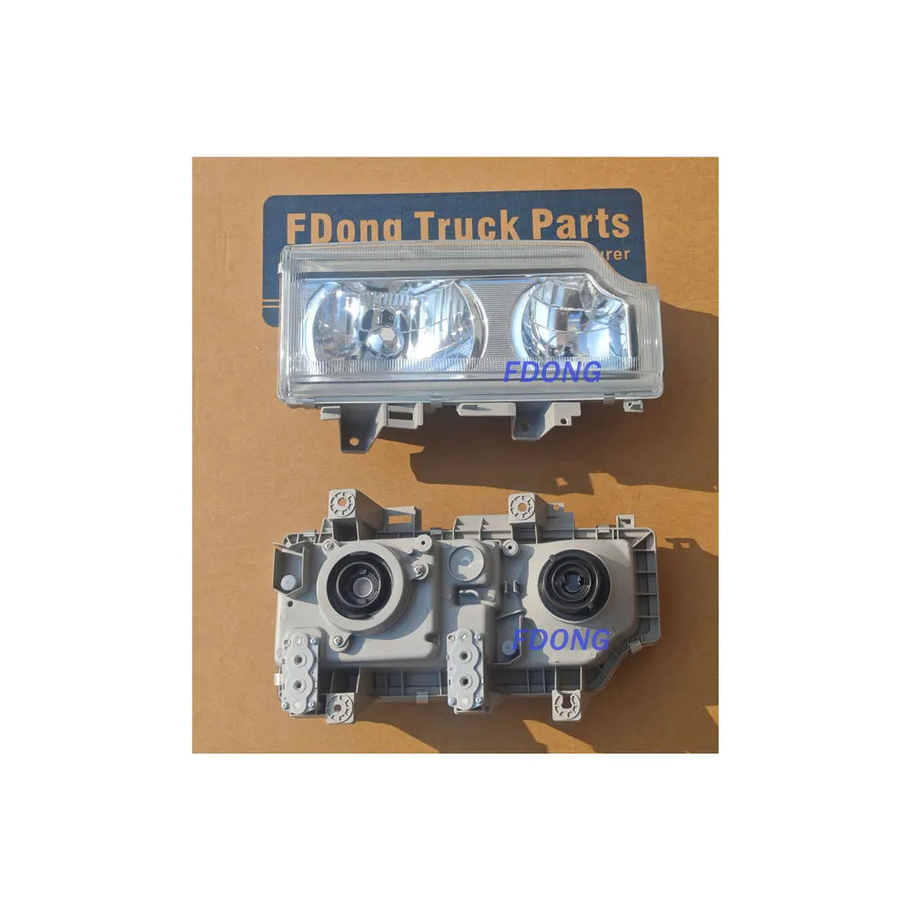 New Head Lamp Crystal LHD RH for CWA451 UD CDA451/CMA451 OEM FDN05028R-H