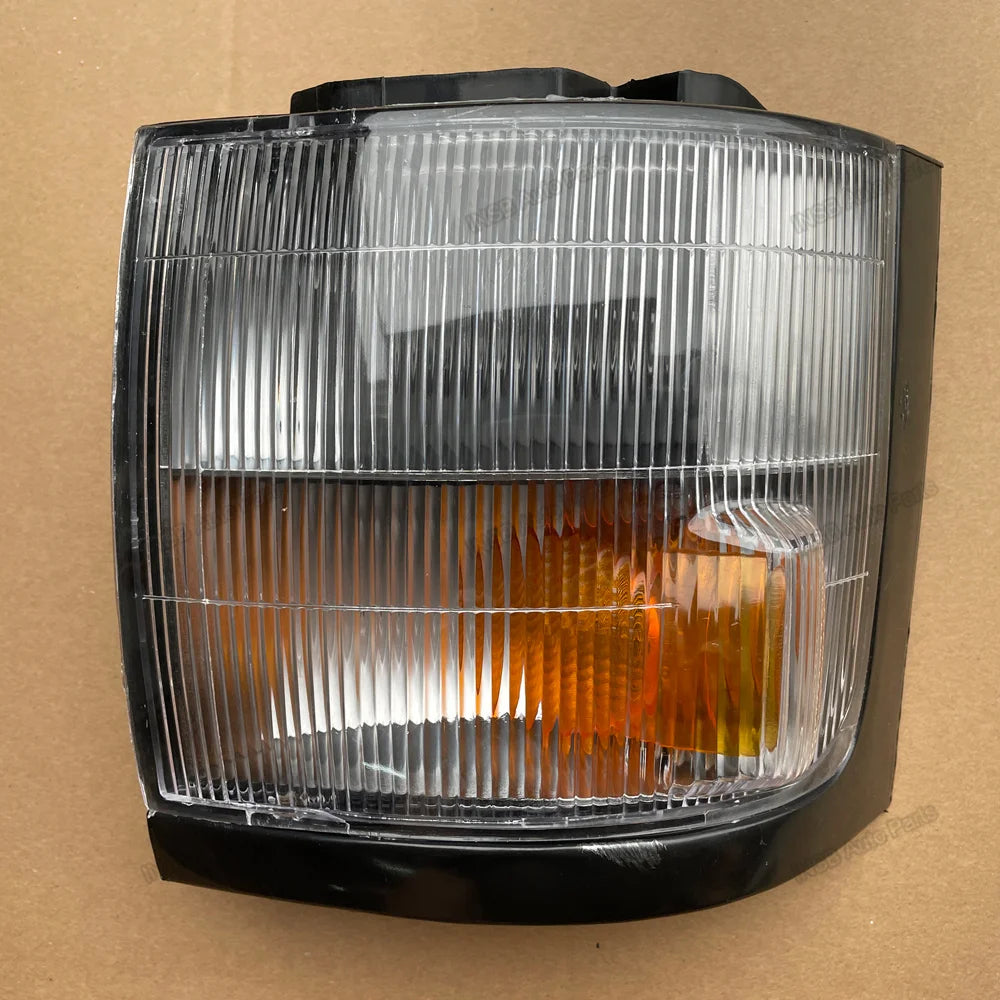 Coaster Bus White Corner Lamp for Coaster Van Spare Parts INSB10-034W