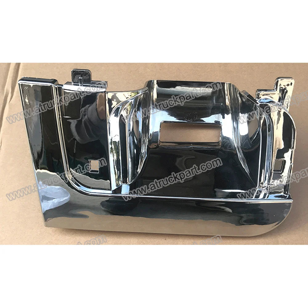 Chrome Bumper Cover  RH for Nissan QUON for UD QUON